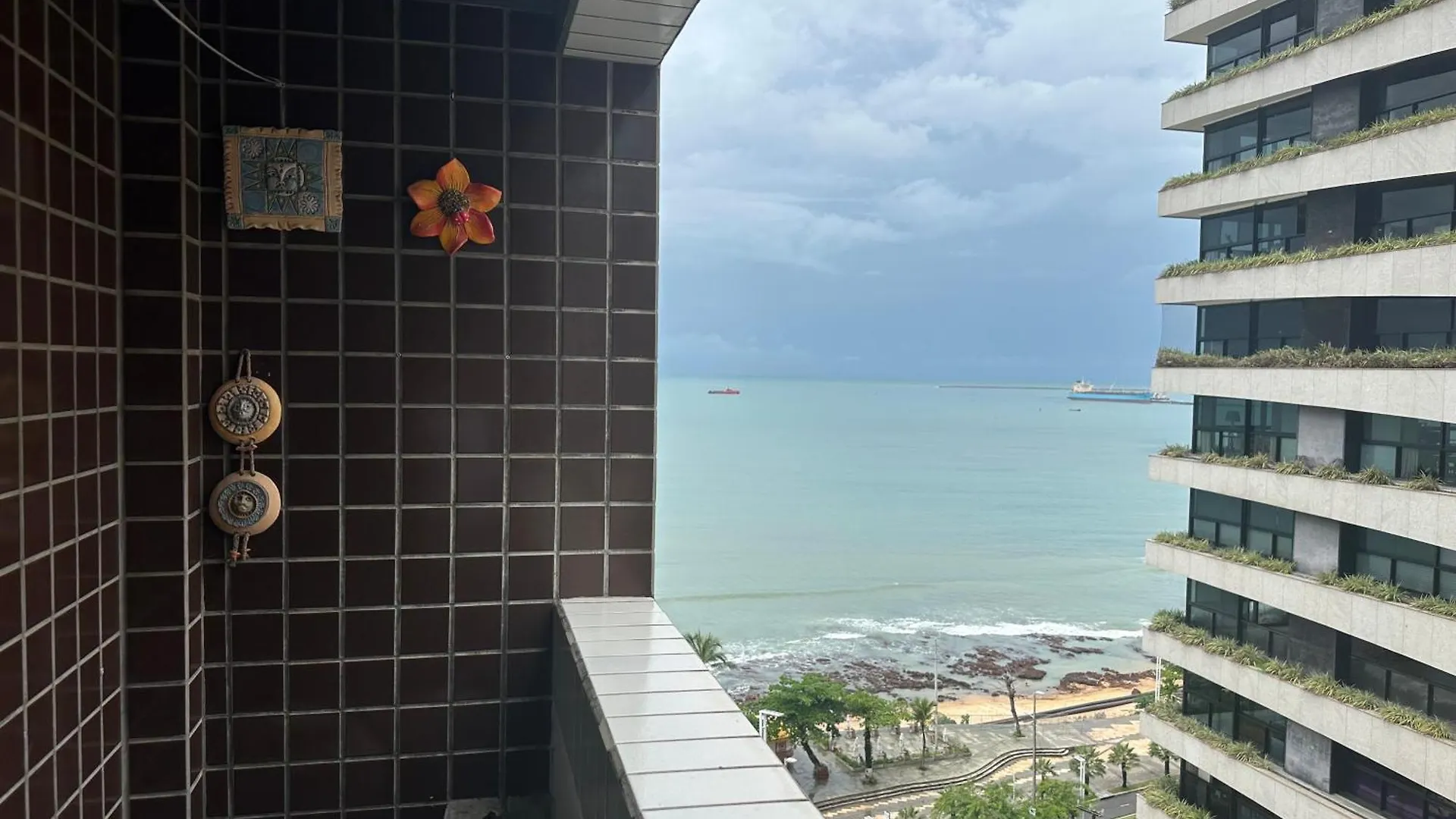 Chic Hotel Suite In Fabulous Meireles Fortaleza With Wifi, Fitness Room